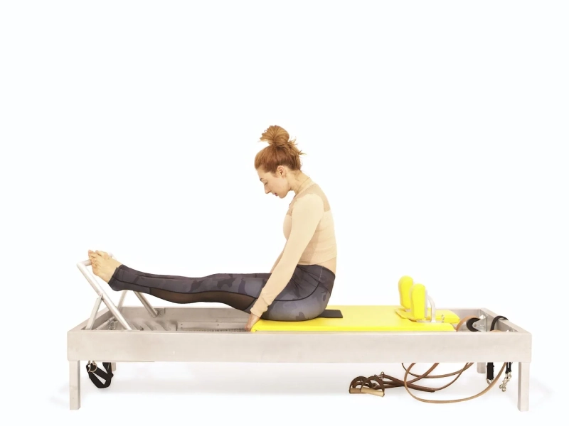 Lợi ích của Stomach Massage Round Back trên Reformer.