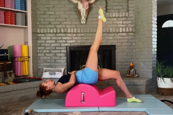 Perform the Pilates Tree on the Spine Corrector