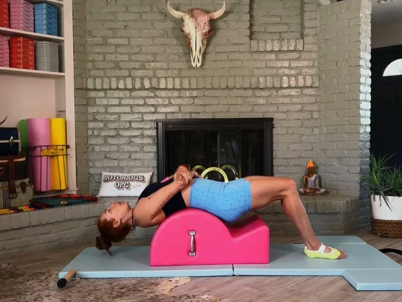 Perform the Pilates Round on Spine Corrector
